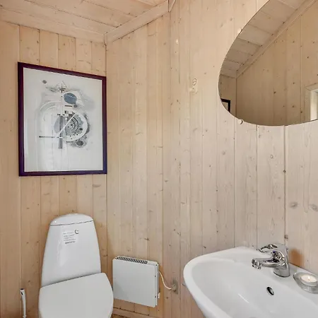 Beach Front Home In Ringkobing With Sauna Ringkøbing