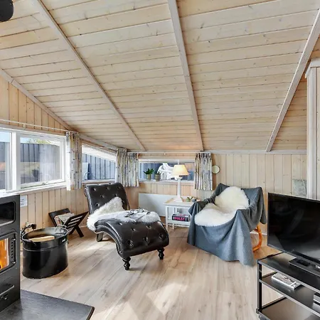 بيت للعطل Beach Front Home In Ringkobing With Sauna *