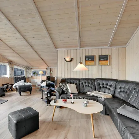 Beach Front Home In Ringkobing With Sauna *